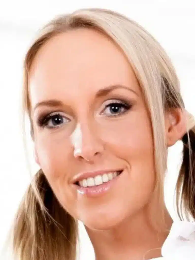 Jenny Simons Biography: Wiki, Age, Career, Height, Weight, Husband, Net Worth & More